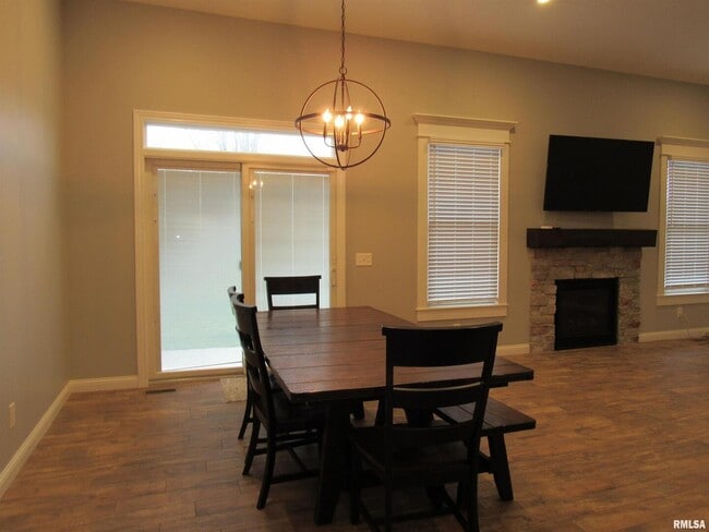 Building Photo - 1659 Celtic Ct