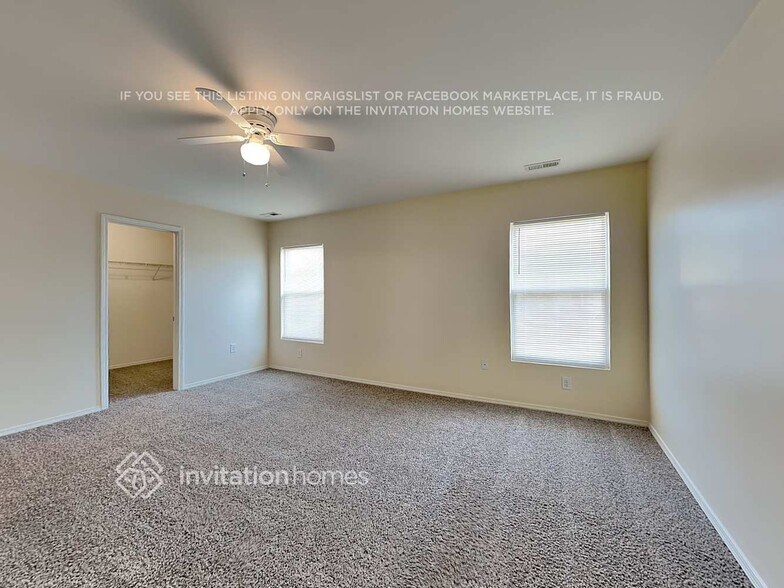 Building Photo - 49 Norwich Dr