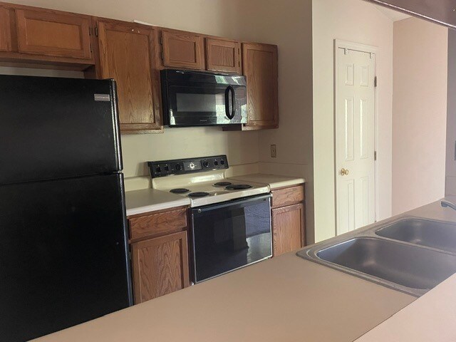 Building Photo - 3112 Wallaby Trce