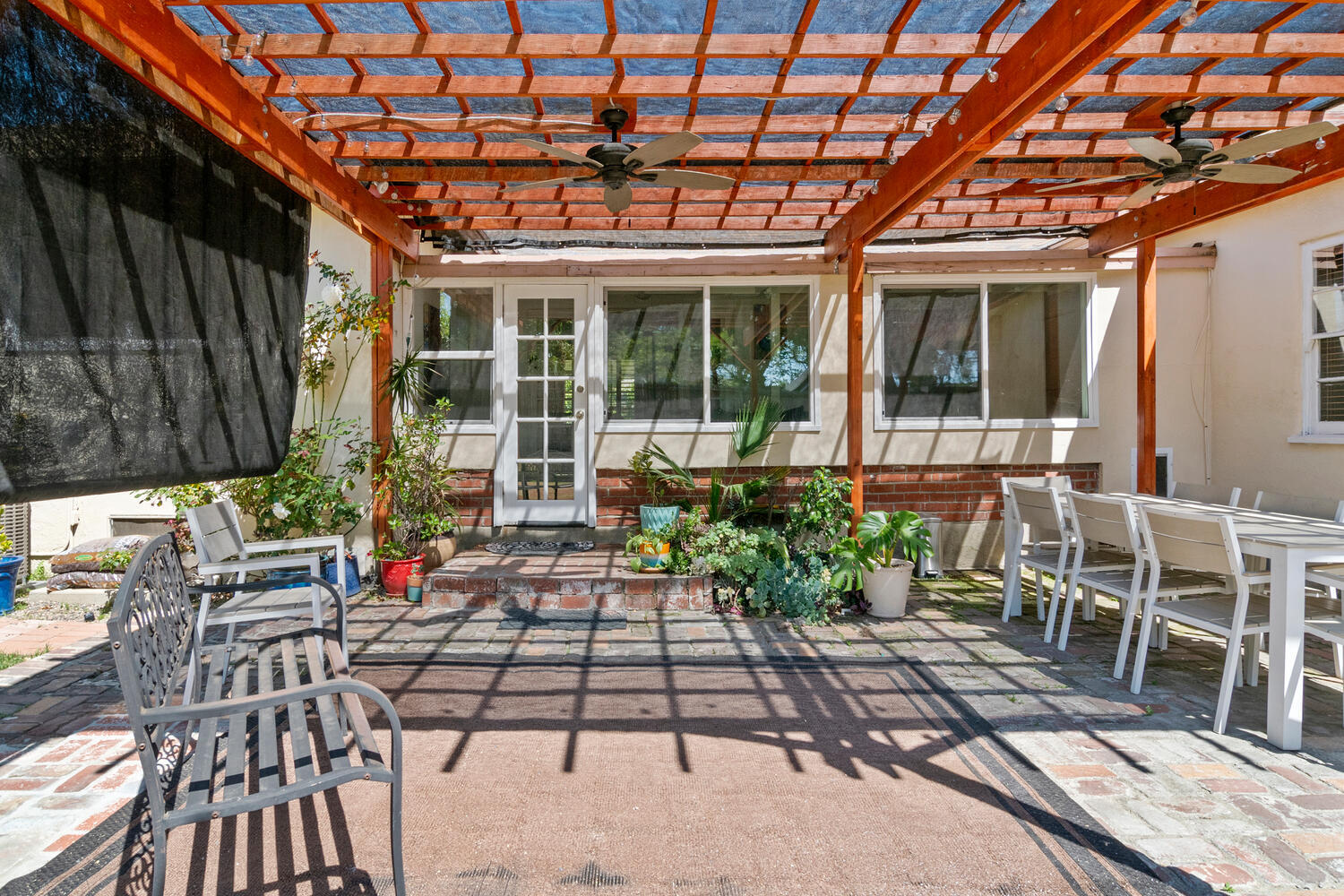 Building Photo - 12510 Kling St