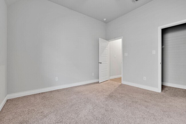 Building Photo - 8823 Haystack Rd