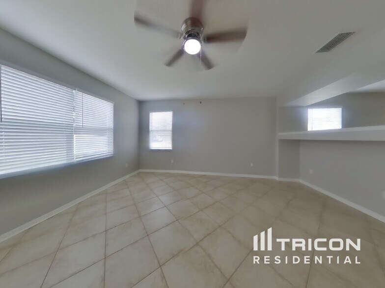 Building Photo - 19609 Timberbluff Dr
