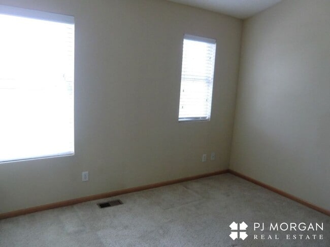Building Photo - 6778 S 181st Ct