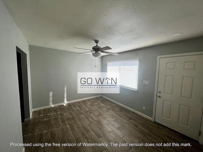 Building Photo - 6645 West Myrtle Ave