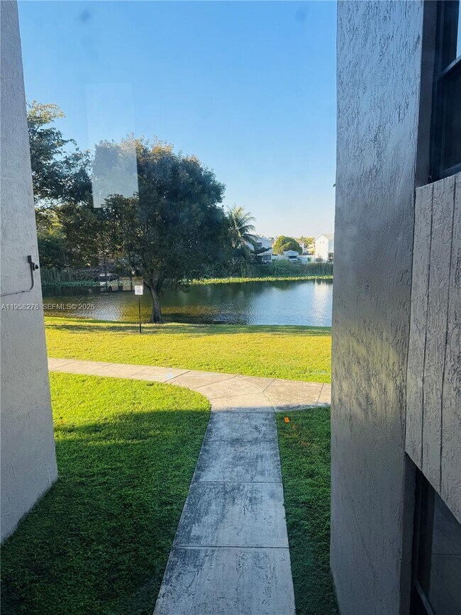 Building Photo - 1101 SW 122nd Ave