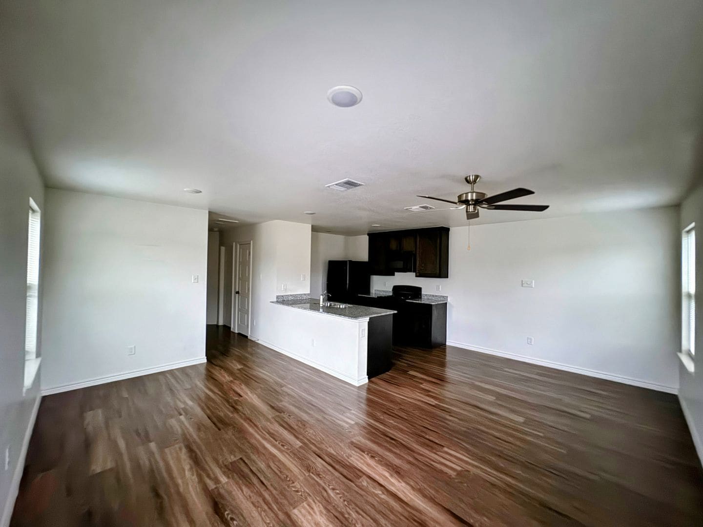 Building Photo - 301 Agua Chiquita Ct