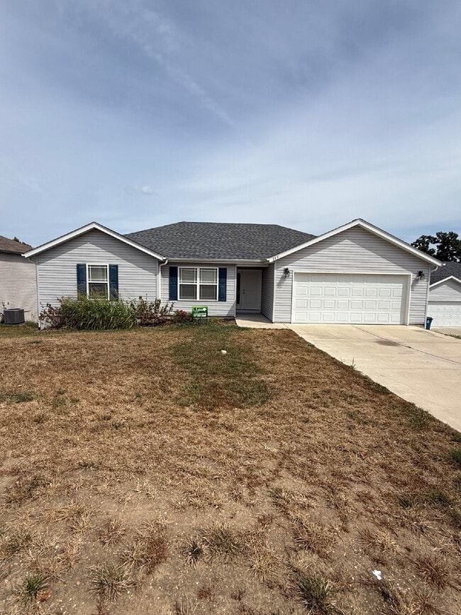 Building Photo - 4BR Basement Home