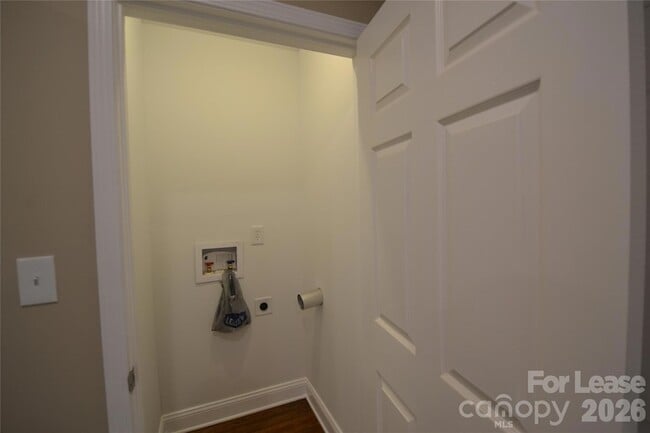 Building Photo - 432 Keswick Ave