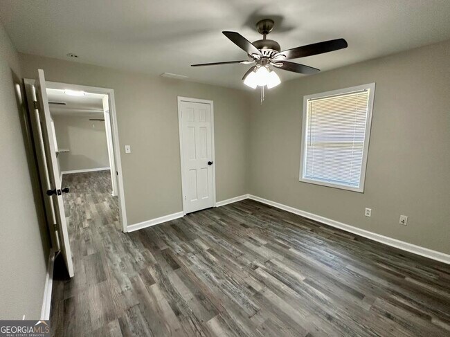 Building Photo - 1228 GA-92