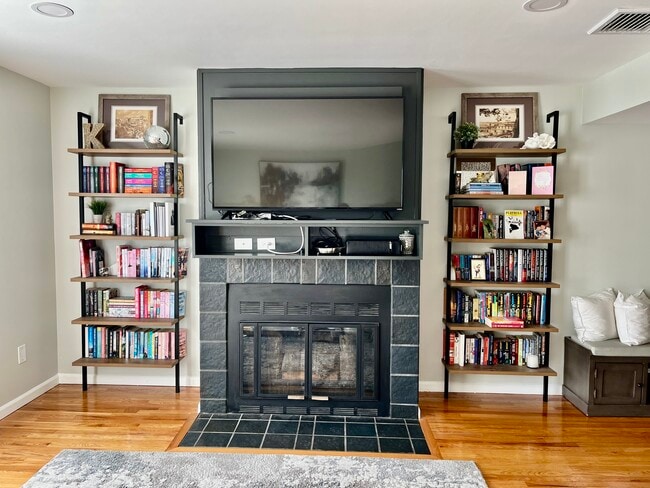 Primary Photo - 95 Highland Rd