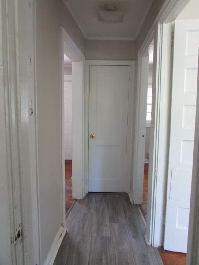 Building Photo - Close to Downtown Sumter