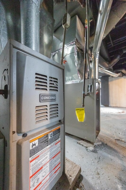 Building Photo - 2257 E 80th St