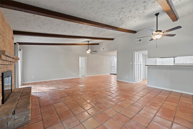 Building Photo - 17114 Banchory Ave