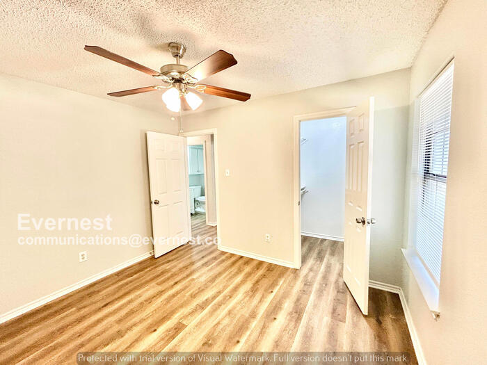 Building Photo - 1408 Sunny Glen St