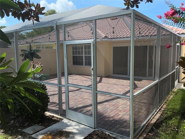 Building Photo - 8004 Camminare Dr