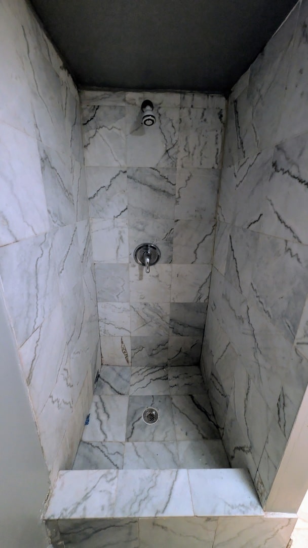 Building Photo - 1629 W Beach Ave