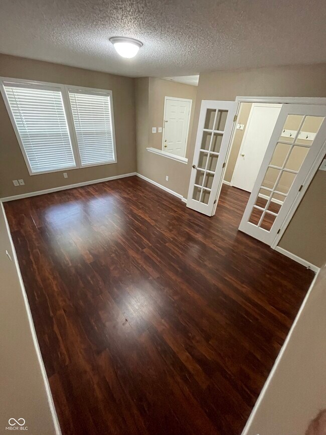 Building Photo - 2830 Monarchy Ln