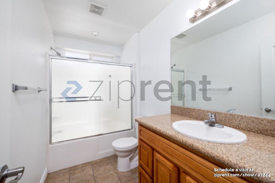 Building Photo - 16201 Viho Rd