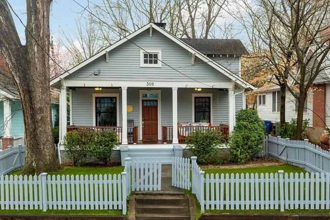 Building Photo - 309 Ferguson St NE