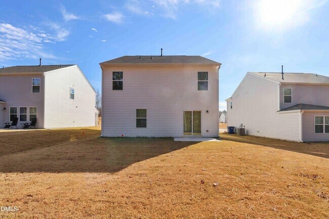 Building Photo - 258 Palm Dr