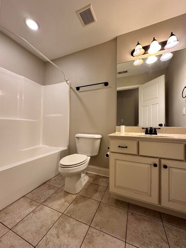 Building Photo - 2322 Patchen Wilkes Dr