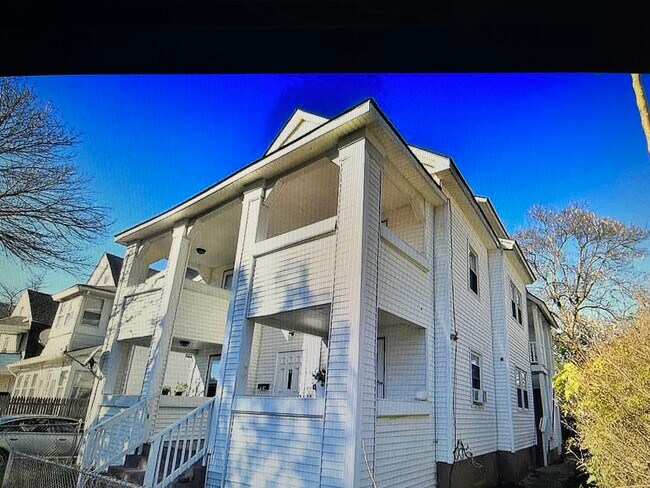 38 Johnson St, Springfield - 38 Johnson St