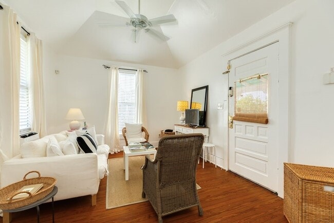 Building Photo - 1512 38th St