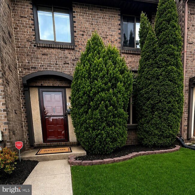 Building Photo - 3408 Stafford Pl