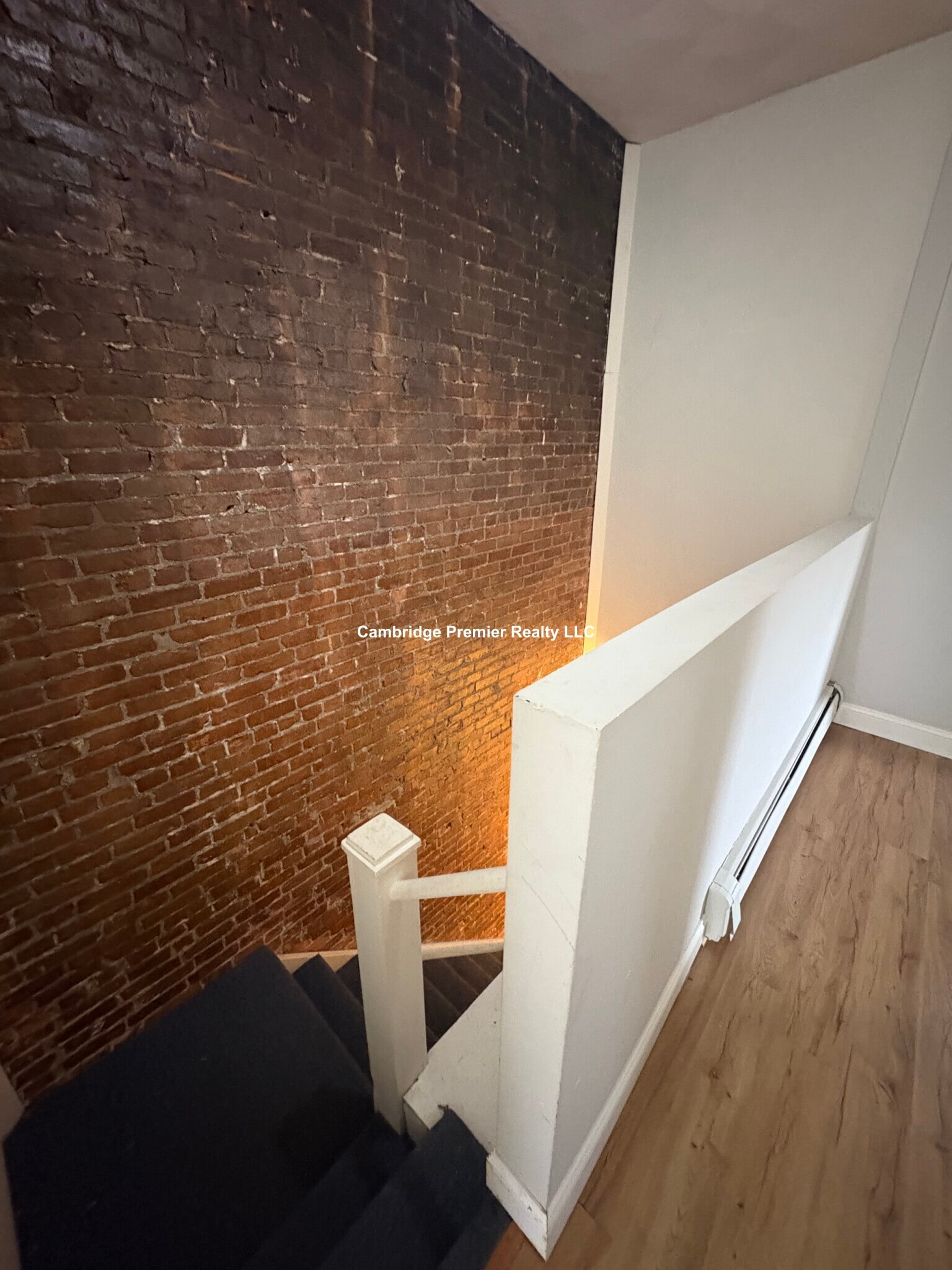 Building Photo - 16 Flint St