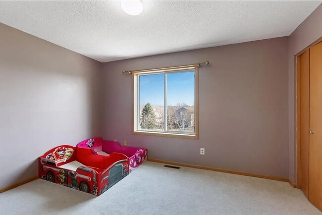Building Photo - 2142 Groveland Way
