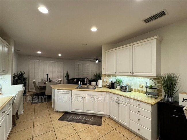 Building Photo - 26734 Via Bellazza