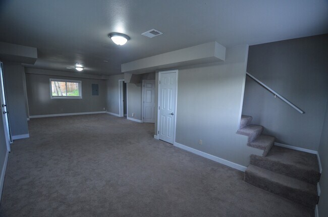 Building Photo - Fairplay home available 10/1/26, yard, two living spaces!
