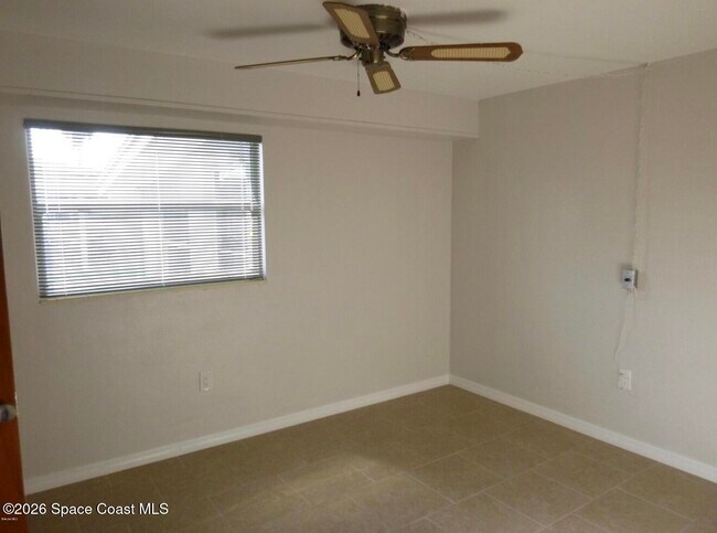 Building Photo - 360 Needle Blvd