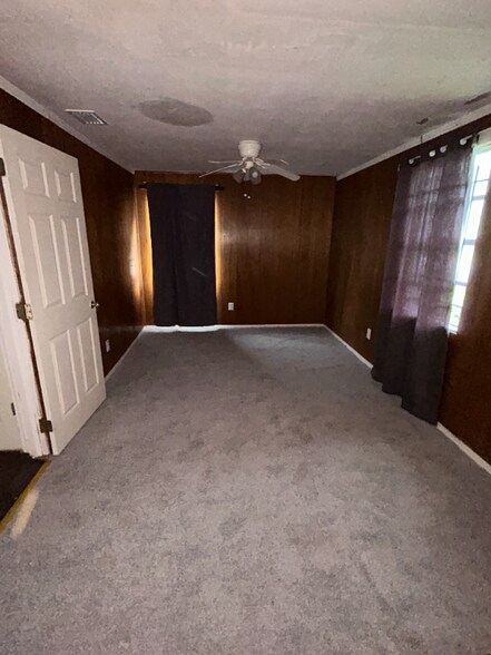 Building Photo - 2620 Wilkins Ct