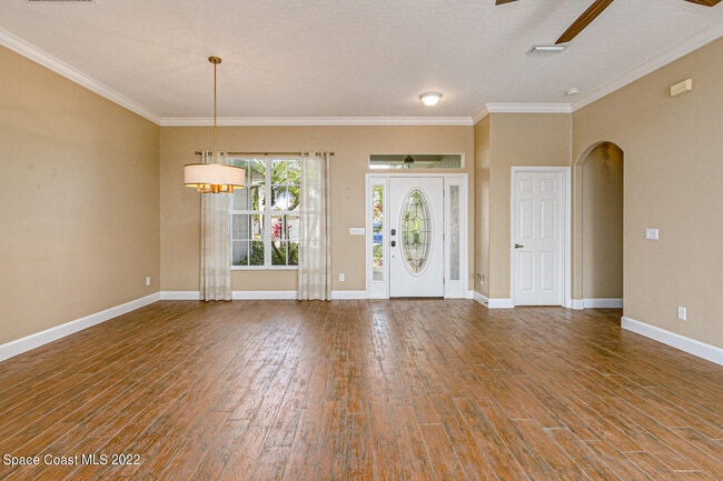 Building Photo - 2585 Summerwind Ct