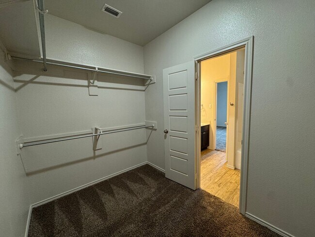Building Photo - Cooper ISD- Luxury Duplex in Southwest Lub...