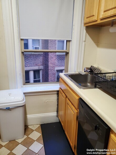 Building Photo - 1616 Massachusetts Ave