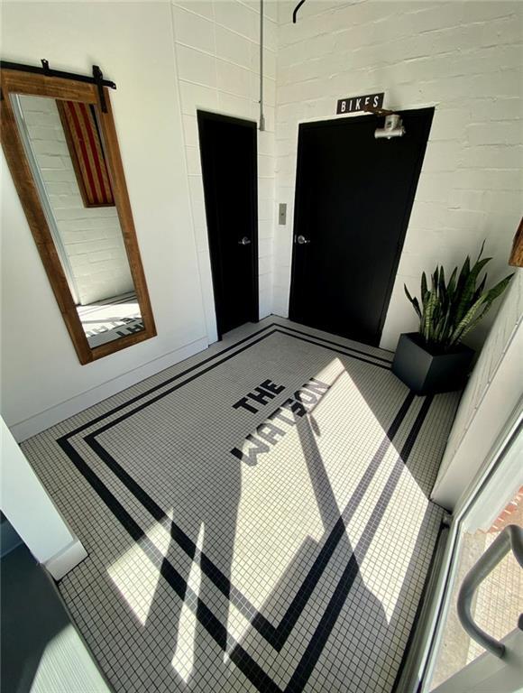 Building Photo - 111 S Main St