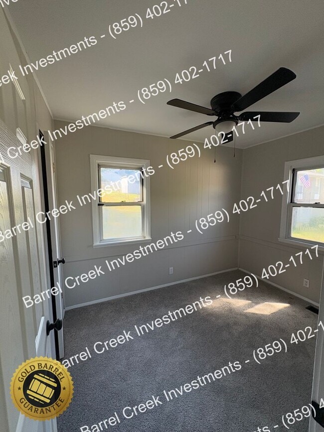 Building Photo - 2-Bed 1-Bath + Carport