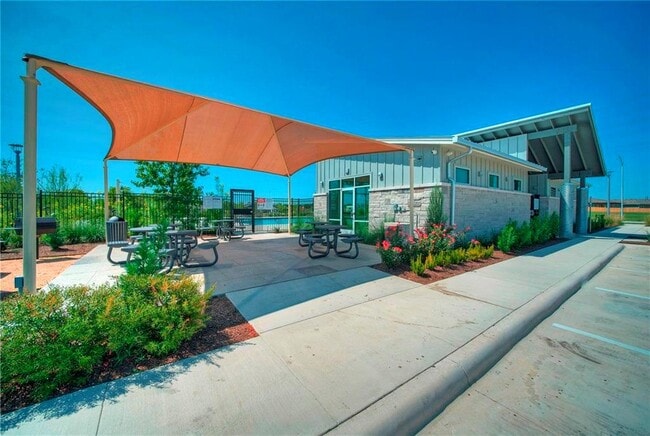 Building Photo - 7920 City Top Blvd