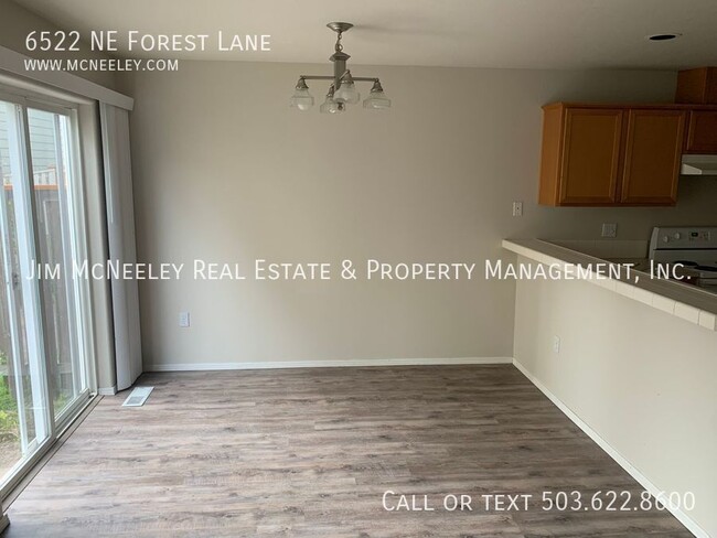 Building Photo - 6522 NE Forest Ln