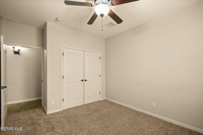 Building Photo - 14117 Rainbow Point Dr