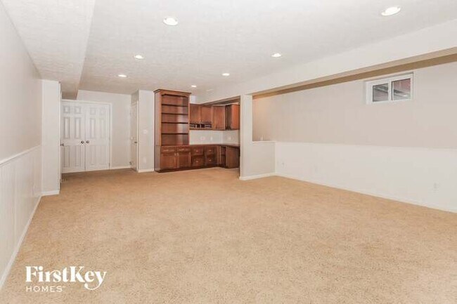 Building Photo - 35 Arbor Hills Dr