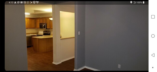 Building Photo - 3200 Hillsdale Ave