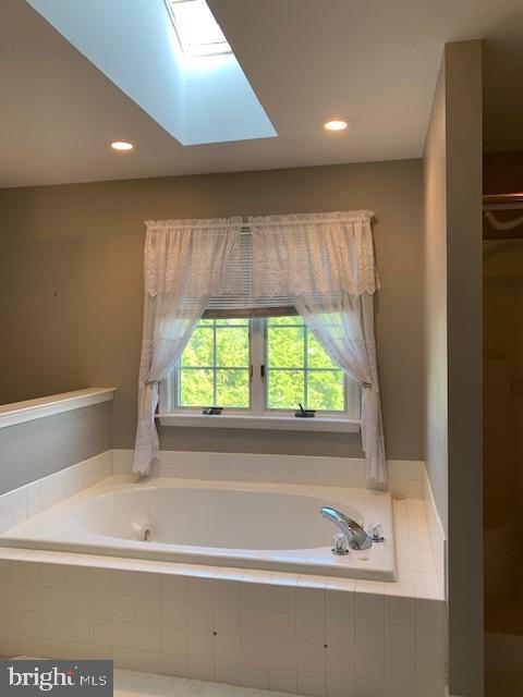 Building Photo - 401 Augusta Dr E