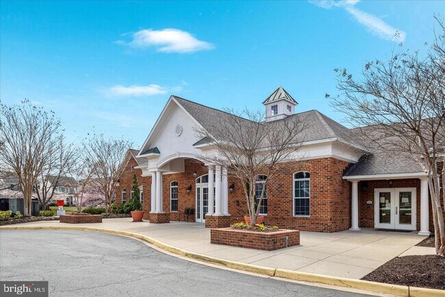 Building Photo - 17037 Loftridge Ln
