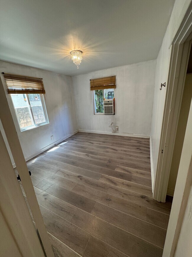 Bedroom - 8571 Rugby Dr