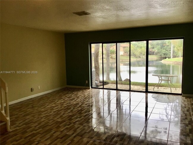 Building Photo - 4722 NW 82nd Ave