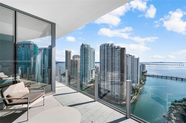 Building Photo - 300 Biscayne Blvd Way