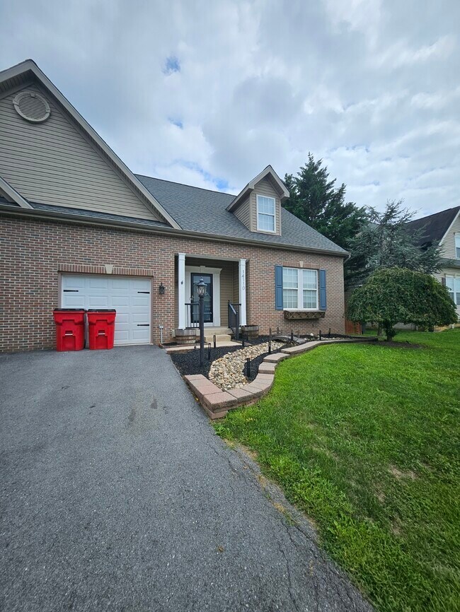 Building Photo - 14110 Shelby Cir